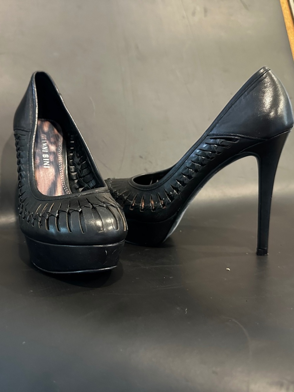 Gianni Bini Platform Stiletto Pumps Woven Pattern (Size 6)